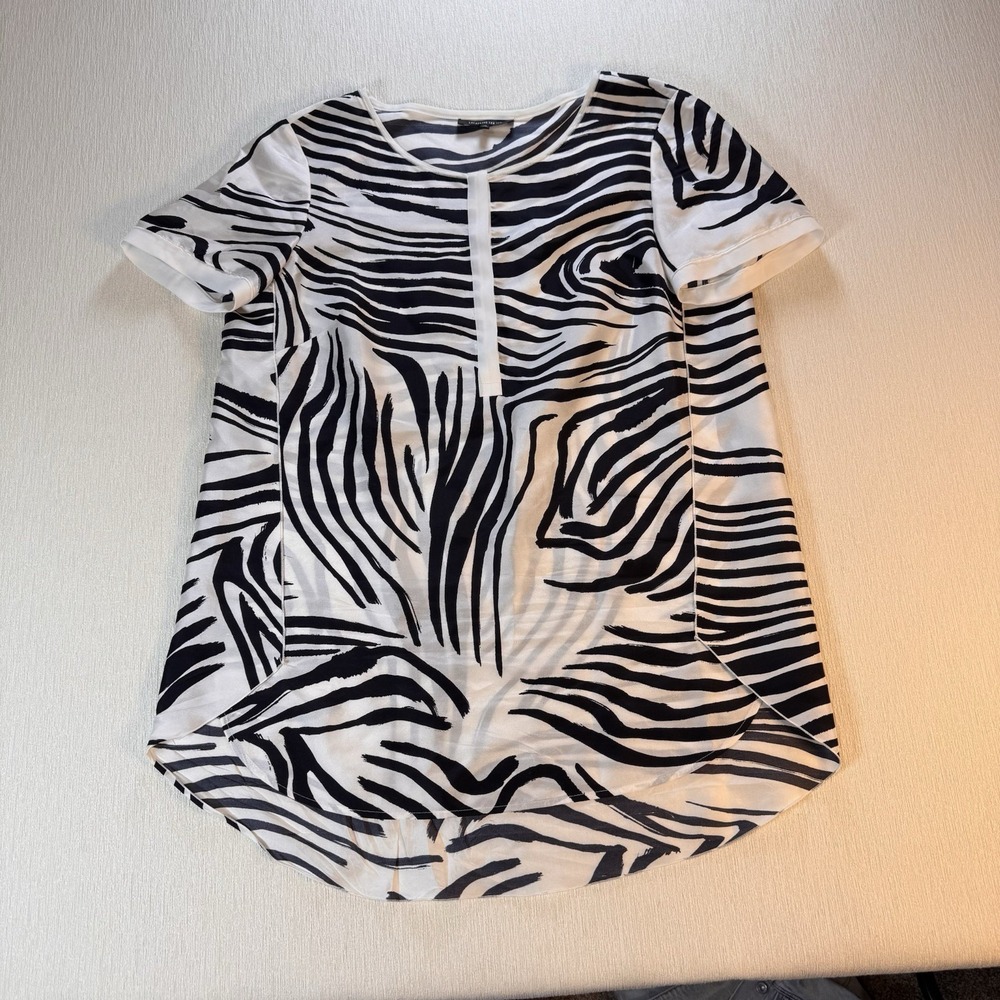 LAFAYETTE 148 Blouse Top 100%  Silk  Sz 10 Short Sleeve Zebra Print Lightweight